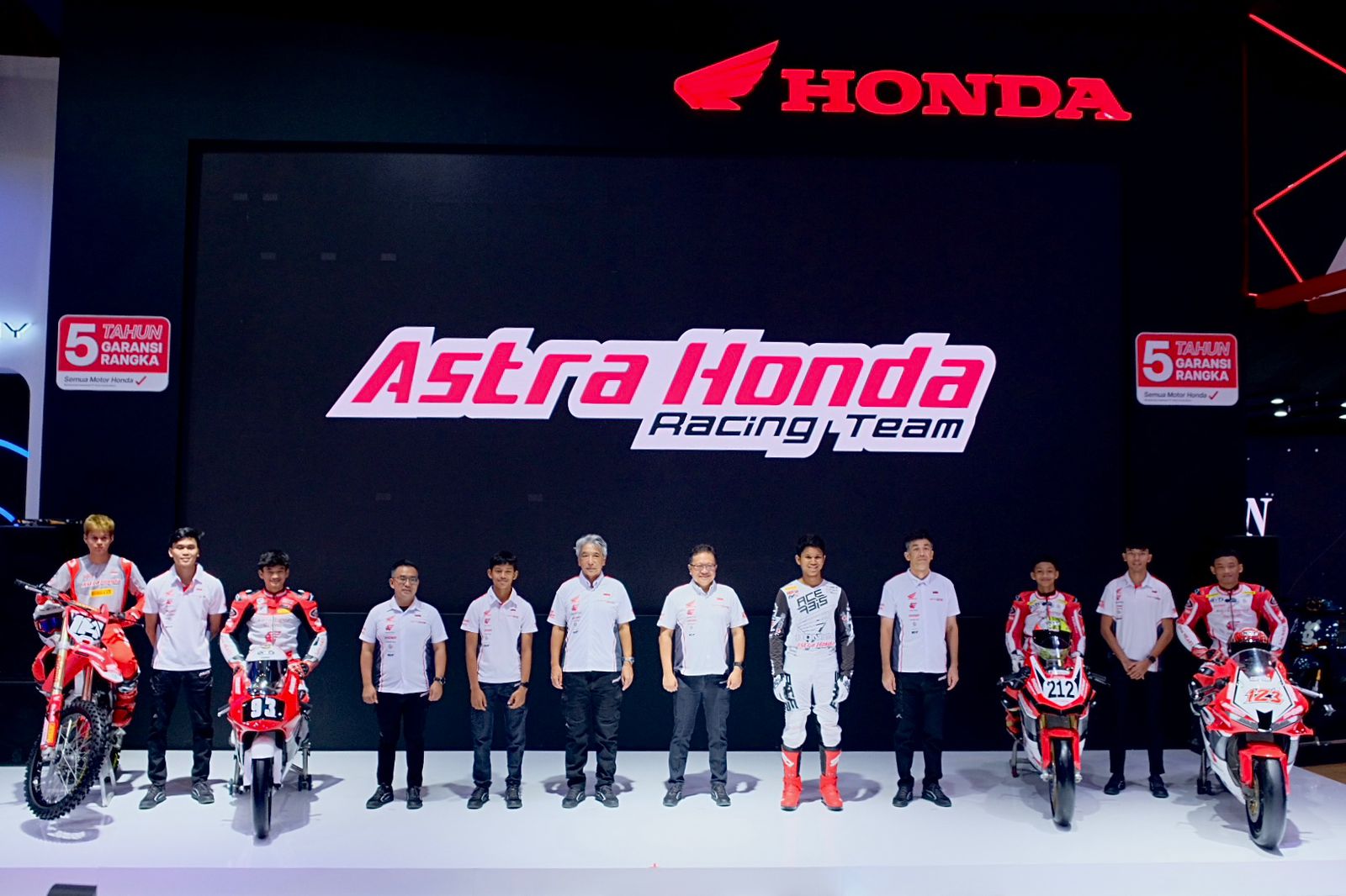 Astra Racing ASTRA HONDA RACING TEAM UMUMKAN LINE UP PEMBALAP - 645magazine